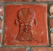 Hand-sculpted 18th Century Wheat Sheaf